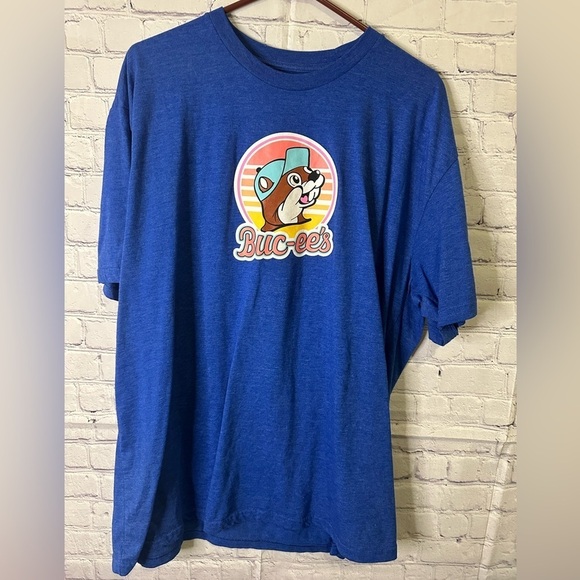 Buc-ee's Blue Graphic T-Shirt 2X - Picture 1 of 3